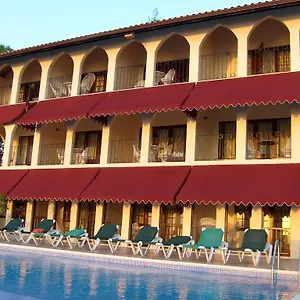 le-mirage-resort.hotelsmontegobay.org/